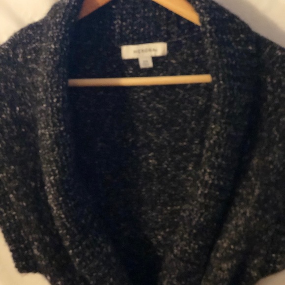 Women’s Tunic Sweater w/belt - Picture 4 of 5